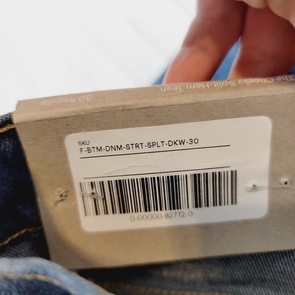 EVERLANE THE CHEEKY SPILT HEM JEAN, SZ 30 - Picture 16 of 16